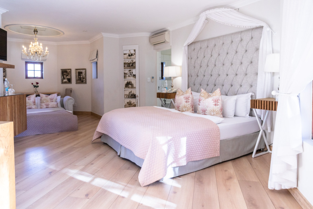 Comfort Deluxe Room